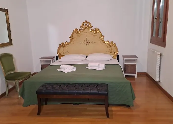 Ca Rialto Apartments